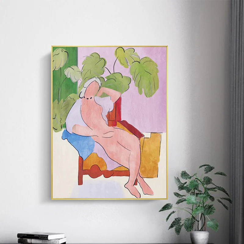 Toile Pop Art verte illustrant le modèle allongé sur une terrasse, décoration murale pour couloir Clearhalo