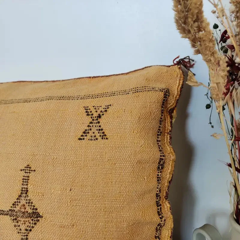 Coussin Sabra jaune vintage