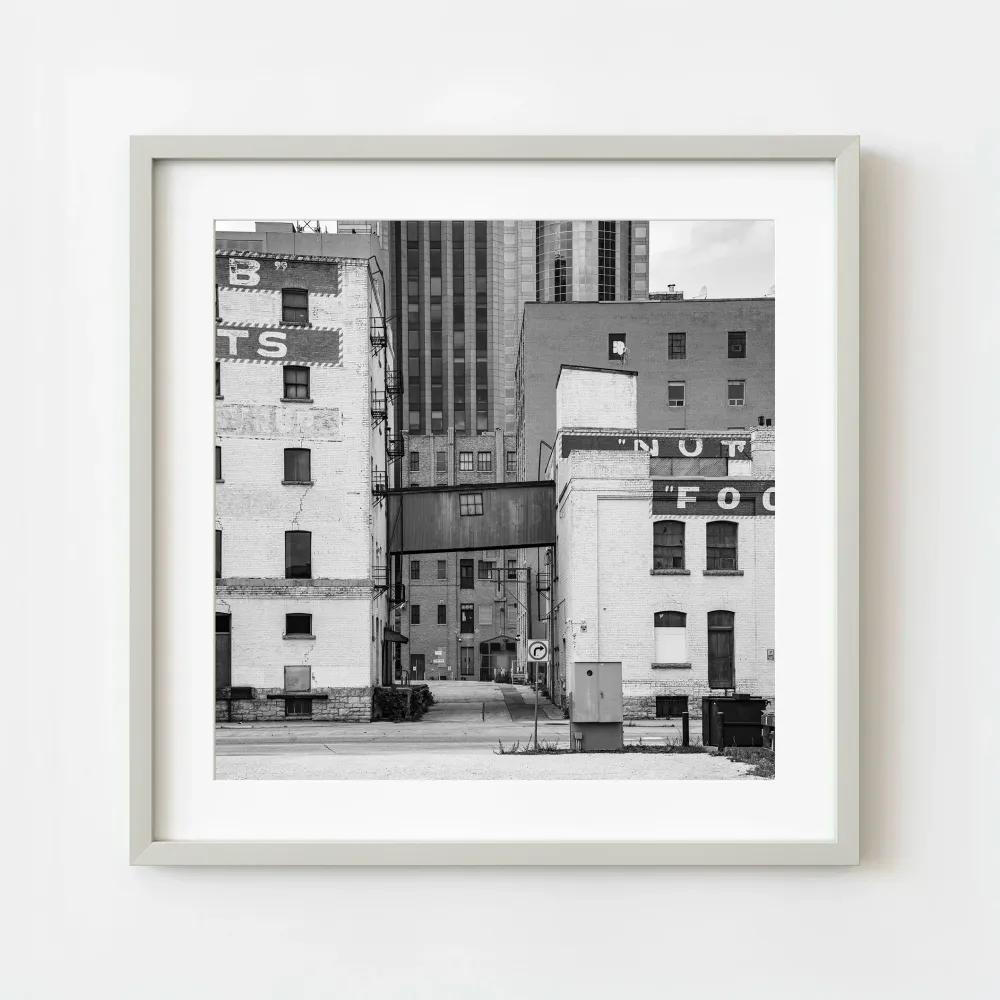 Canada Manitoba Winnipeg Architecture urbaine industrielle Photographie d'art noir et blanc | Édition limitée à 10 Dan Kos...