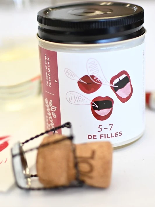 Chandelle de soya | 5 à 7 de filles Dans la prairie | Artisan d'ici | Val d'Or