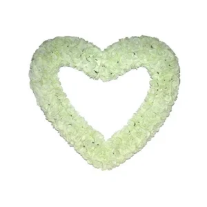 décoration coeur avec roses artificielles blanc 70cm