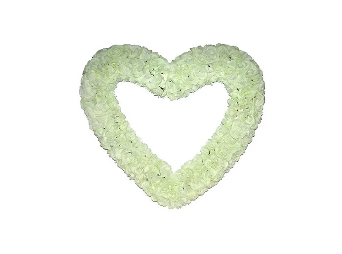 décoration coeur avec roses artificielles blanc 70cm