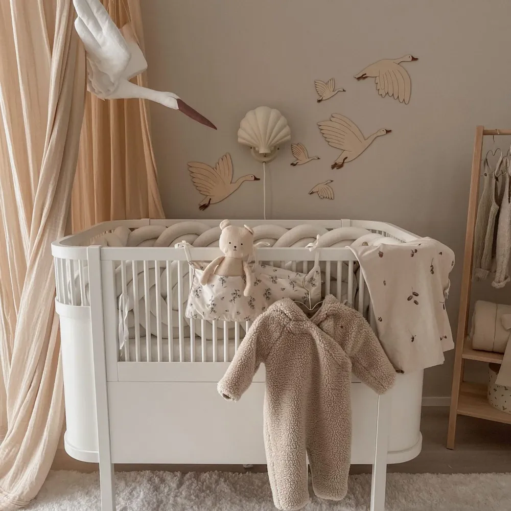 Décoration murale en bois avec oies