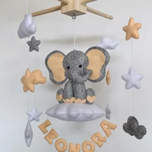 Mobile éléphant et prénom. Mobile bébé à personnaliser Déco'drey