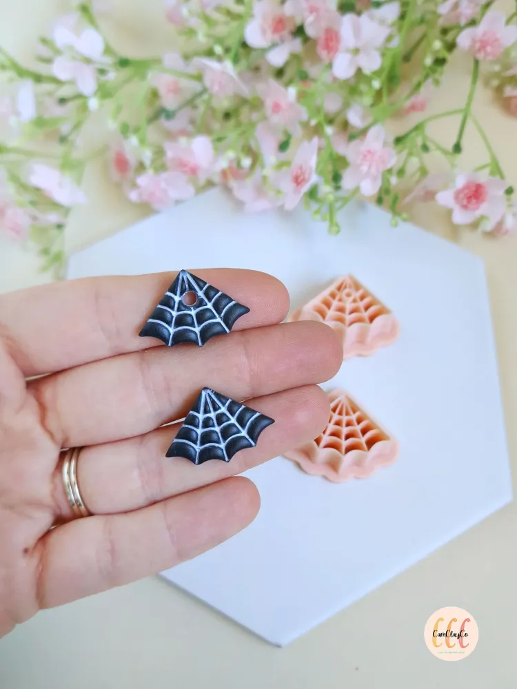 Emporte-pièces 3D en forme de toile d'araignée pour la fabrication de bijoux en argile polymère, pampilles créoles interch...