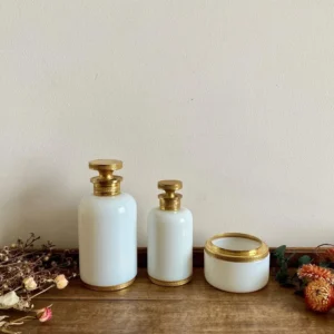 Ensemble de toilette en opaline cristal de Sèvres Creation L.Seiler