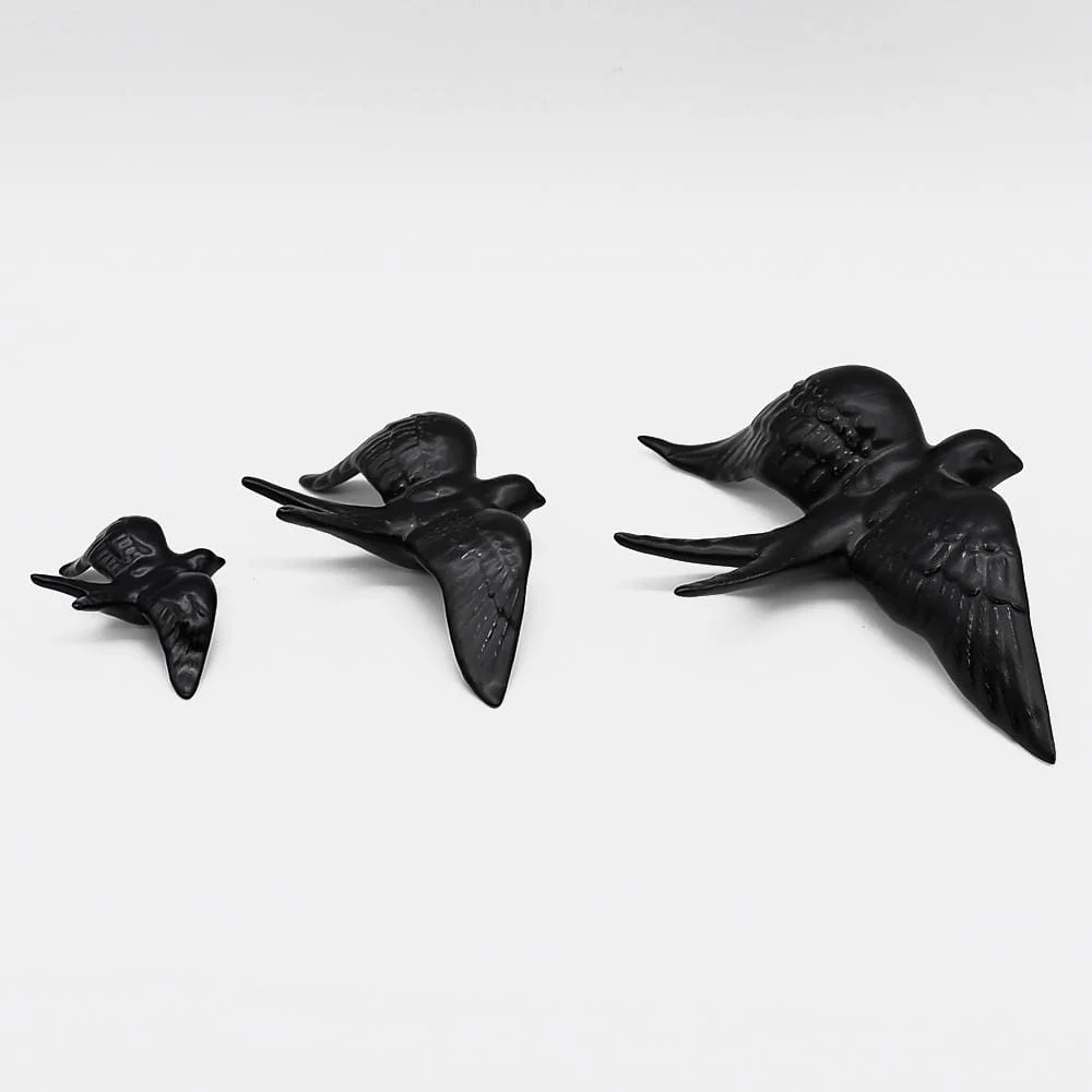Hirondelle de Caldas da Rainha en céramique noire mate FAIO