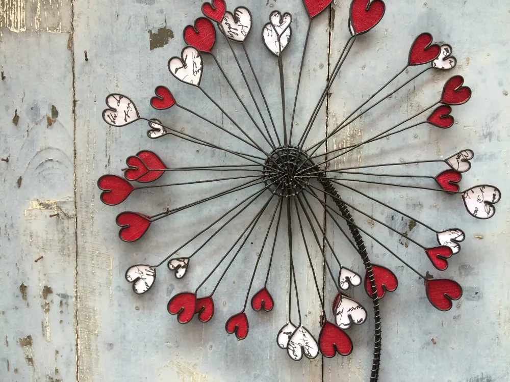 Fleur Géante, pissenlit en fil de fer recuit, décoration murale, métal et tissu, cadeau décoration d'intérieur avec coeur,...