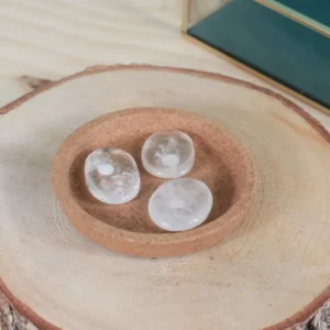 Galet cristal de roche – Clarté, intuition & amplification énergétique