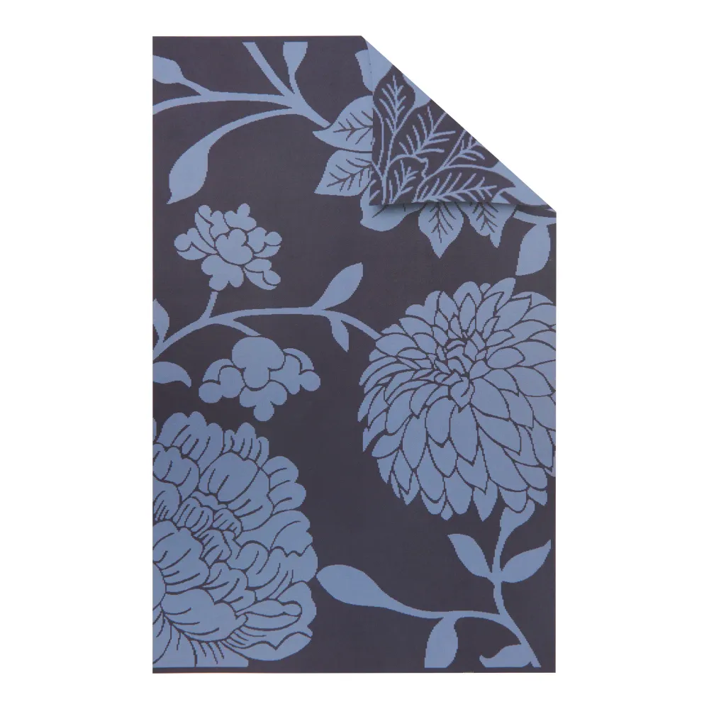 Tapis d’extérieur, motif floral bleu, 5 pi x 7 pi Giant Tiger