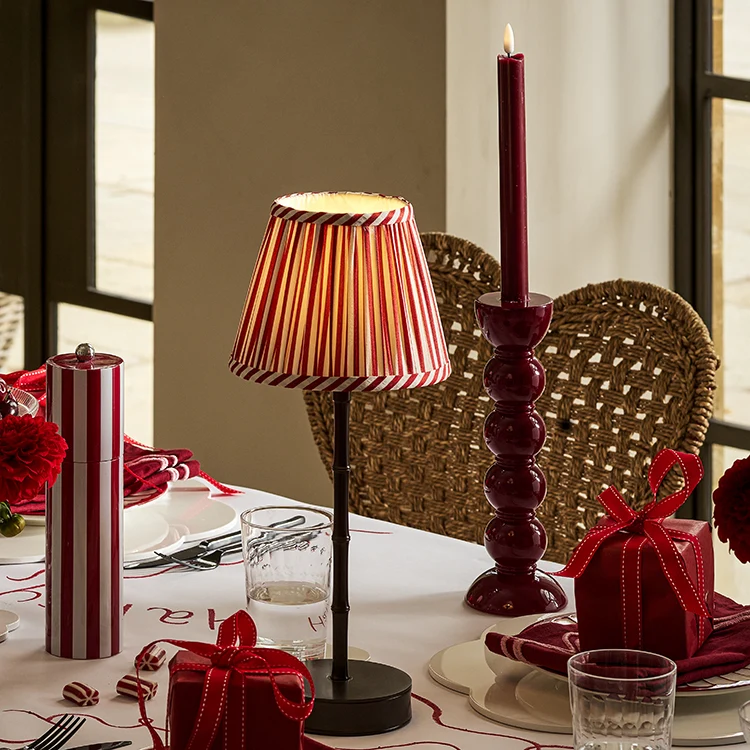 Grand bougeoir en forme de cerise - 24 cm