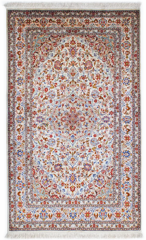 Grâce de soie de Qom