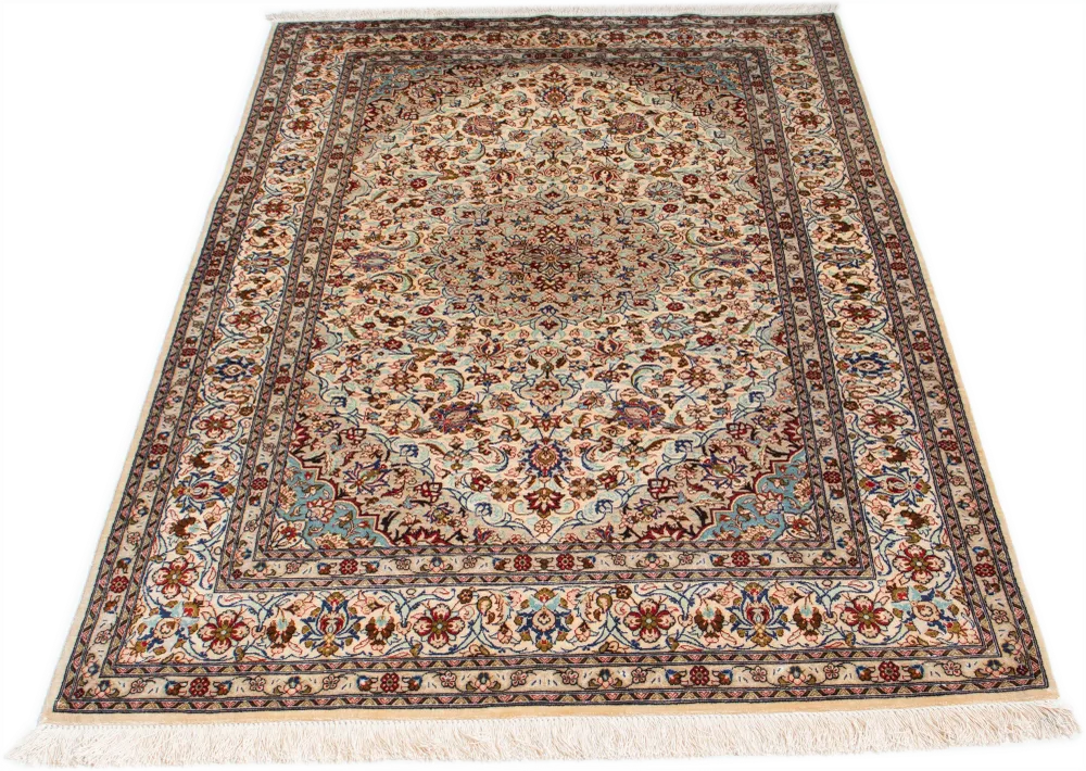 Grâce de soie de Qom