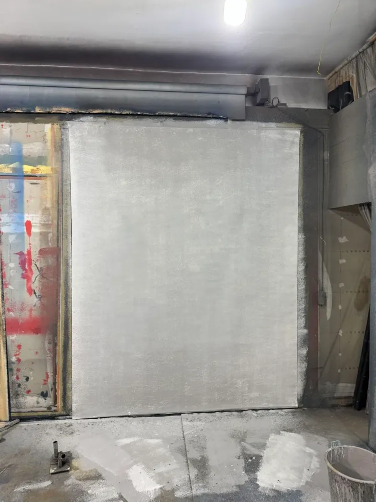 Toile de fond abstraite blanche avec un peu de gris texturé peinte à la main de Clotstudio #clot60 Hand painted canvas