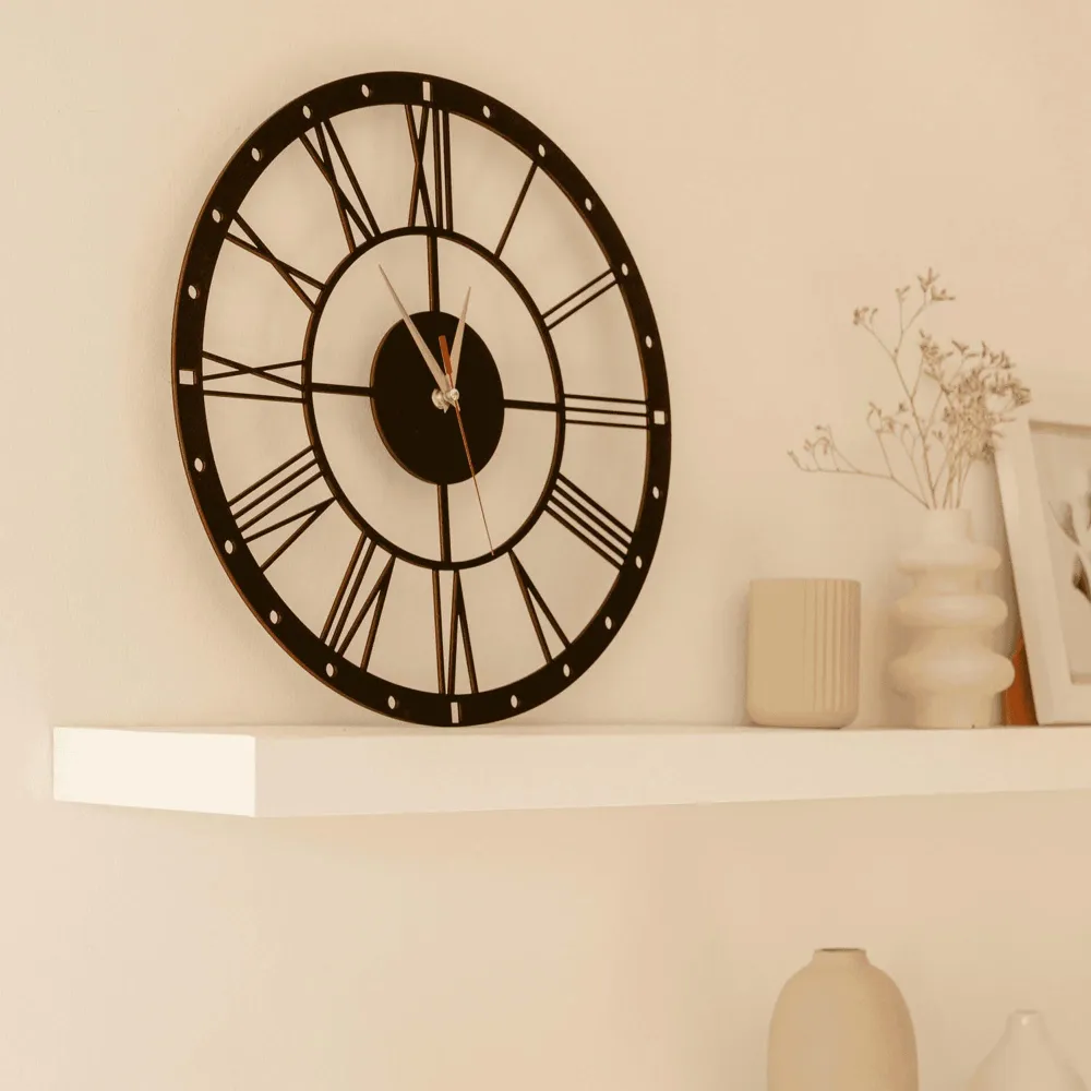 Horloge murale classique en bois BusyKids