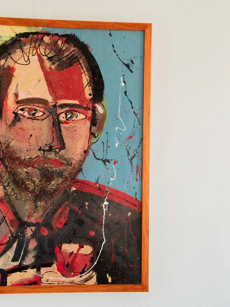 Nina, le portrait en bleu et rouge N°137 JulEpr