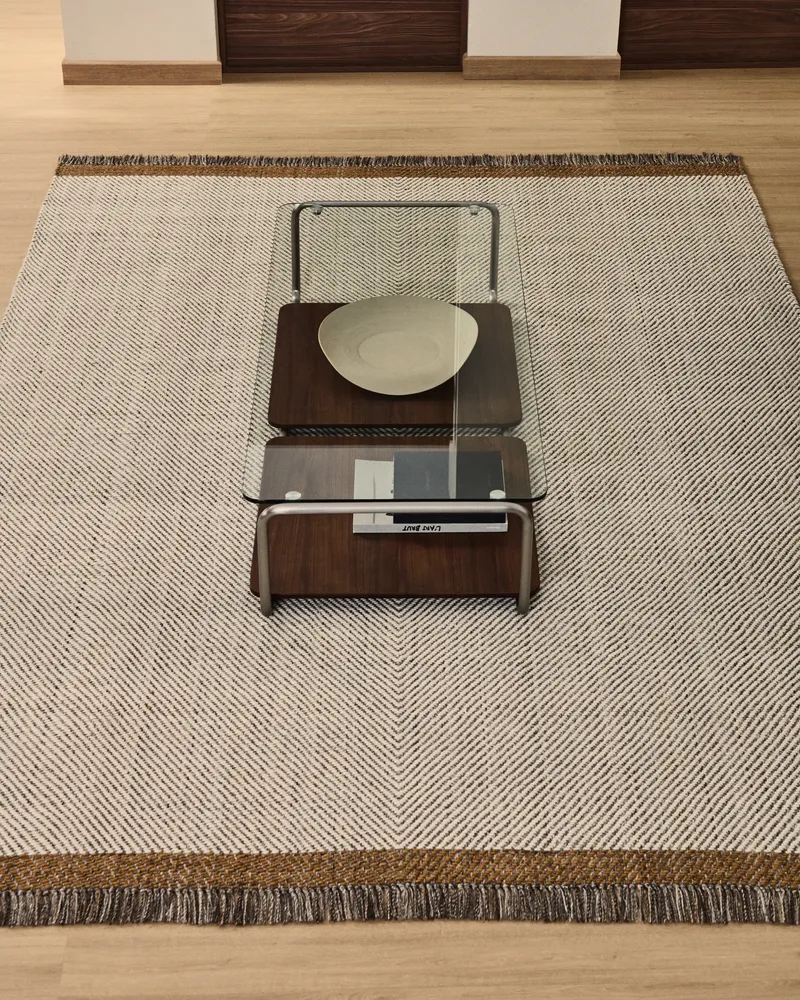 Tapis Brina en laine jacquard à chevrons beiges 230 x 160 cm Kave Home Mauritius Mu