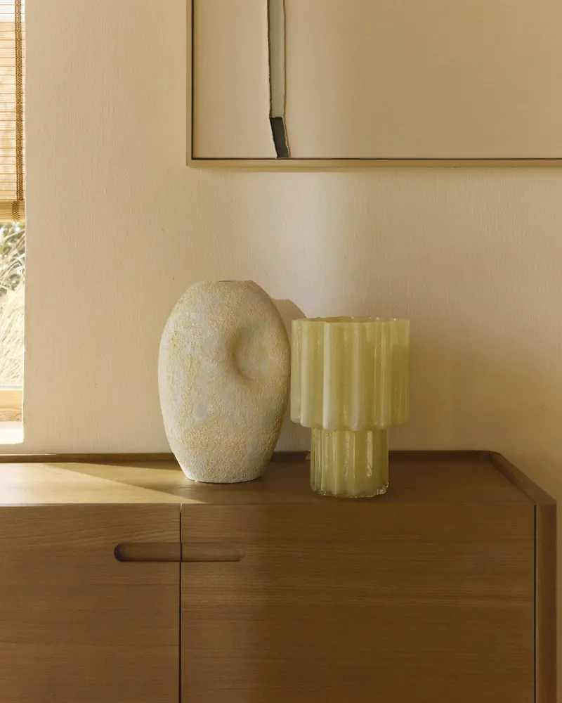 Vase Cristila en verre jaune 25 cm Kave Home Mauritius