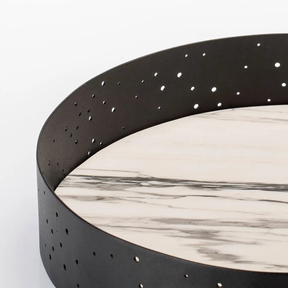Centre de table en marbre et acier ECLITTICA par Stella Orlandino KIMANO