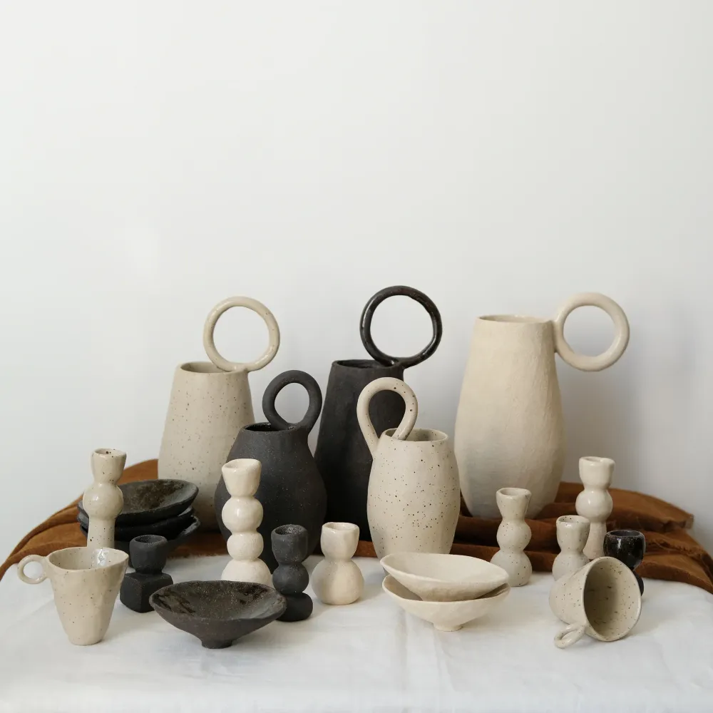 Vase 05 en grès pyrité H 24cm - Beige Léa Baldassari