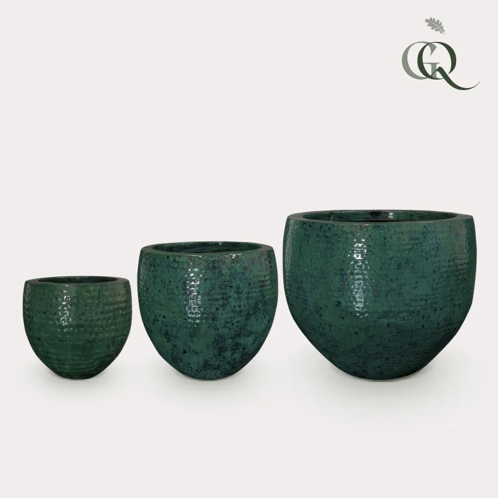 Lot de trois caches-pots en céramique vert foncé