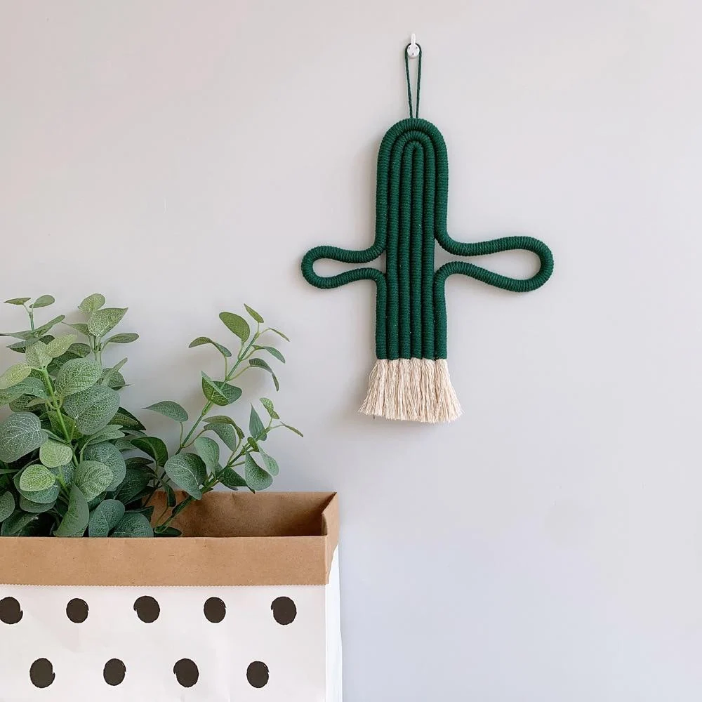 Macramé Mural Cactus