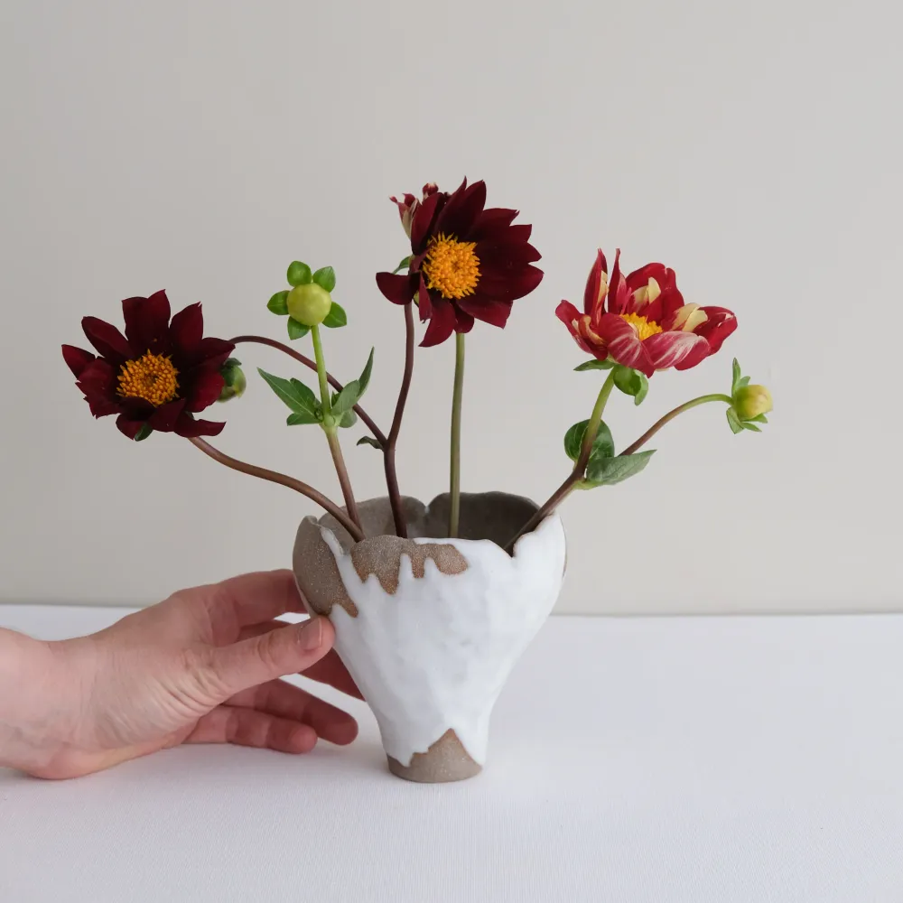 Vase 26 en grès H 11 cm - gris et blanc Mano Mani