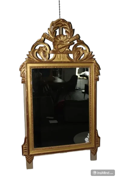 Miroir français de la seconde moitié du 19ème siècle en bois doré