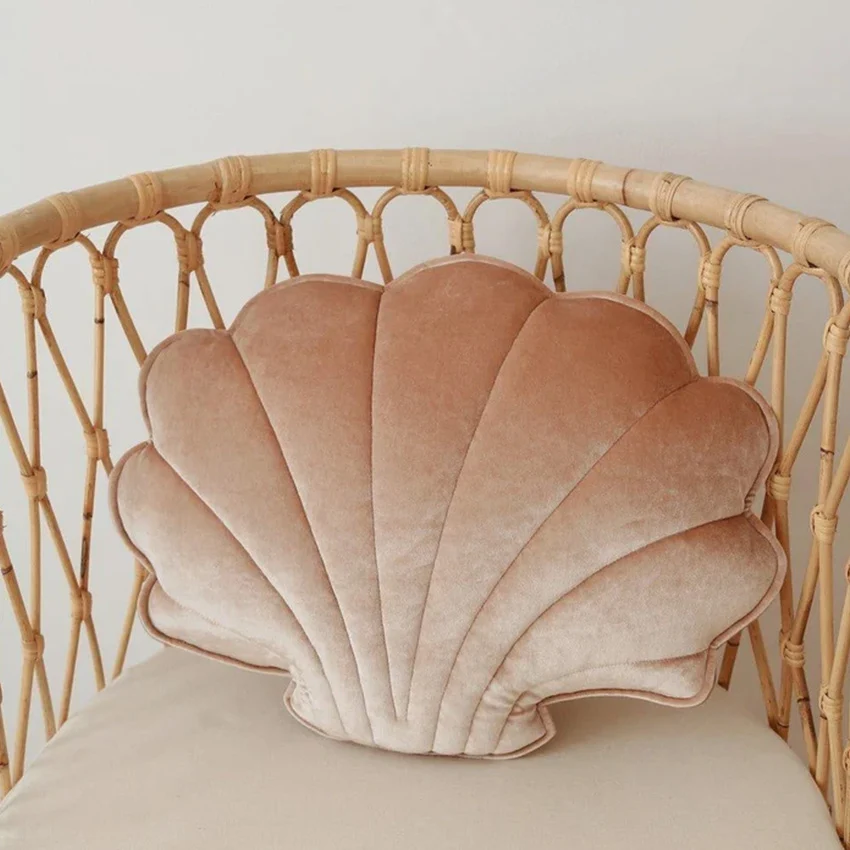 Moi Mili | Coussin coquillage en velours