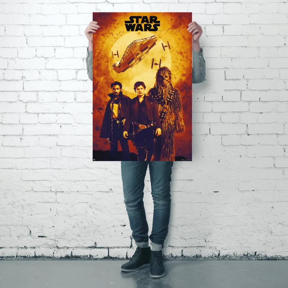 Montage sépia de l'affiche de Solo : Star Wars Story
