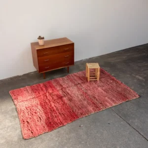 Olivier, le tapis épais rouge en laine N°33 MRT