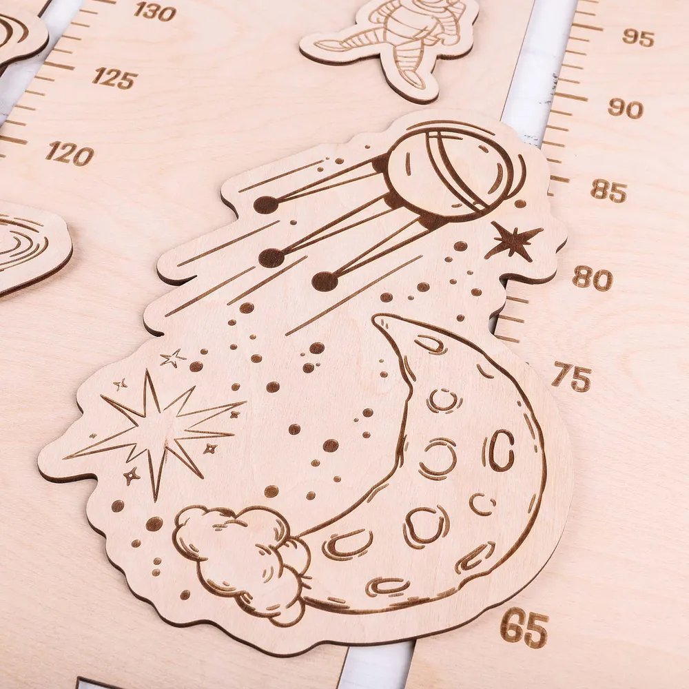 Mètre mural pour enfants - univers