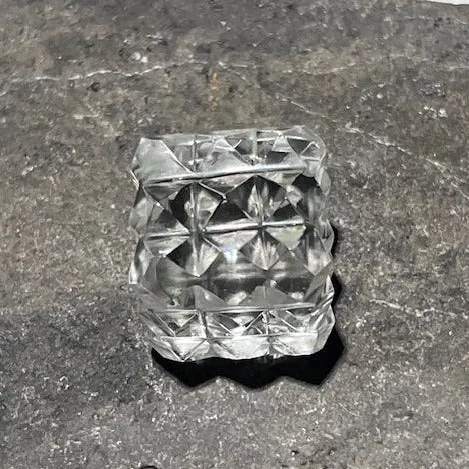 Cube d'énergie à 54 pyramides en Quartz Clair Oasis de Cristal Inc