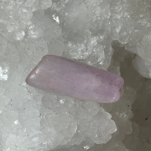 Kunzite Oasis de Cristal Inc