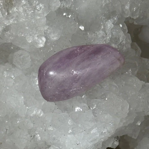 Kunzite Oasis de Cristal Inc