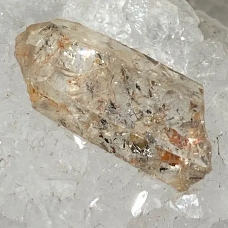 Quartz Lémurien Tangérine avec inclusions d'Anthraxonite Oasis de Cristal Inc