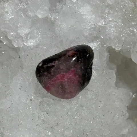 Rhodonite sur Quartz Oasis de Cristal Inc