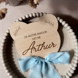 Ourson en bois annonce naissance