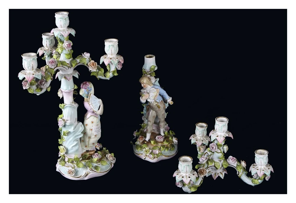 Paire de beaux bougeoirs à 5 flammes en porcelaine polychrome de fabrication Meissen