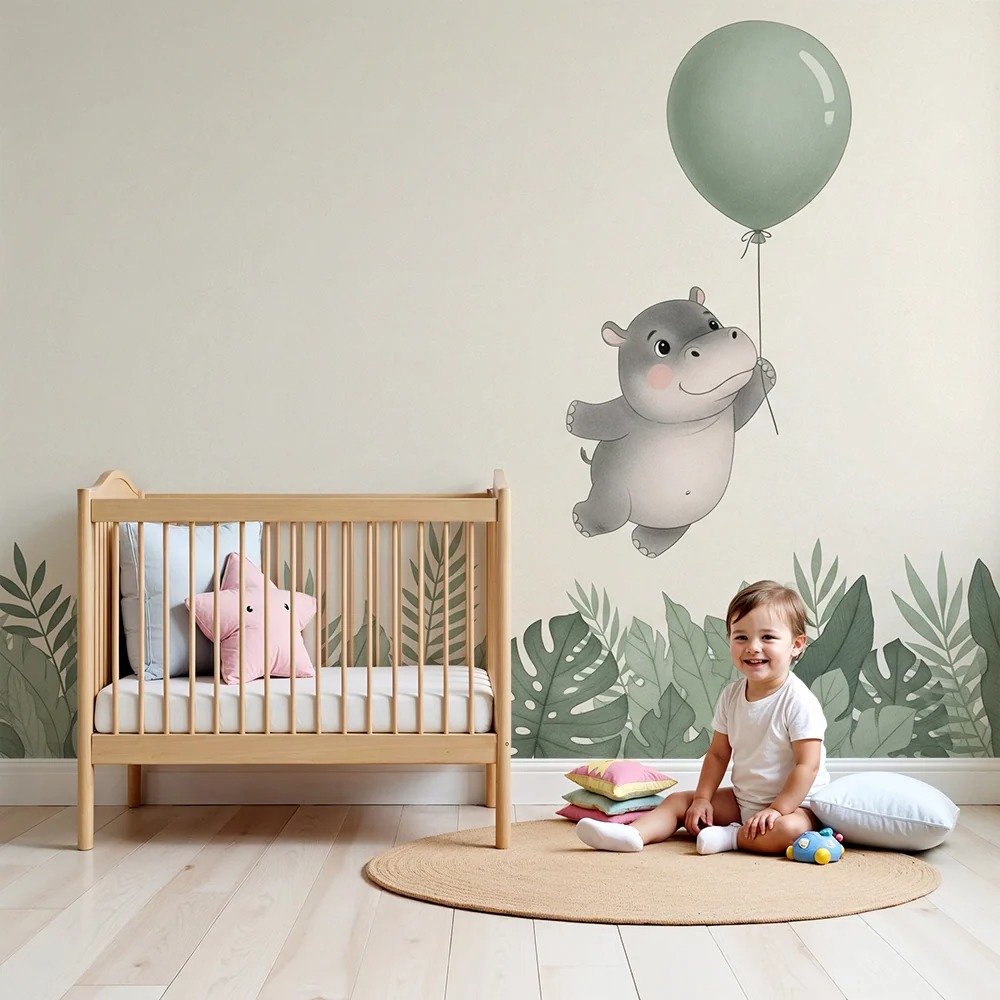 Papier peint chambre bébé | Hippopotame joyeux avec un ballon