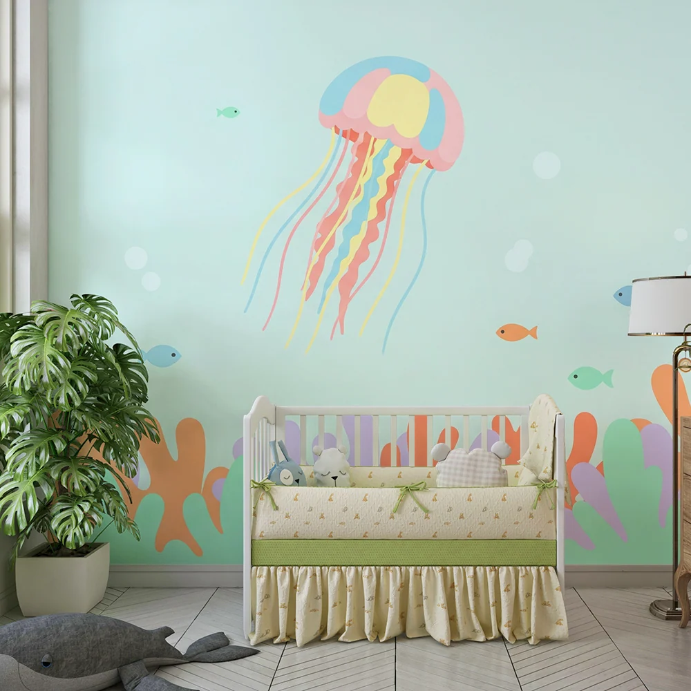 Papier peint chambre bébé | Méduse colorée et poissons dans un fond marin apaisant