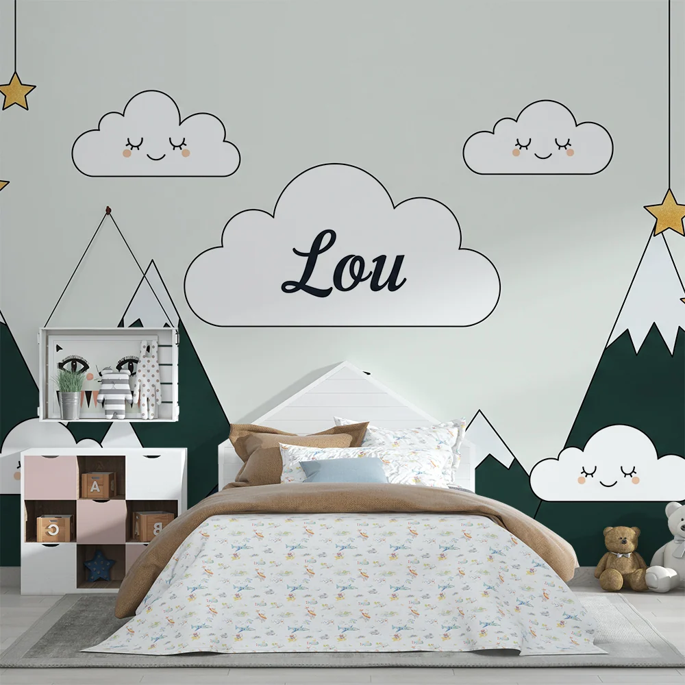 Papier peint chambre bébé | Montagnes douces et nuages souriants Lou