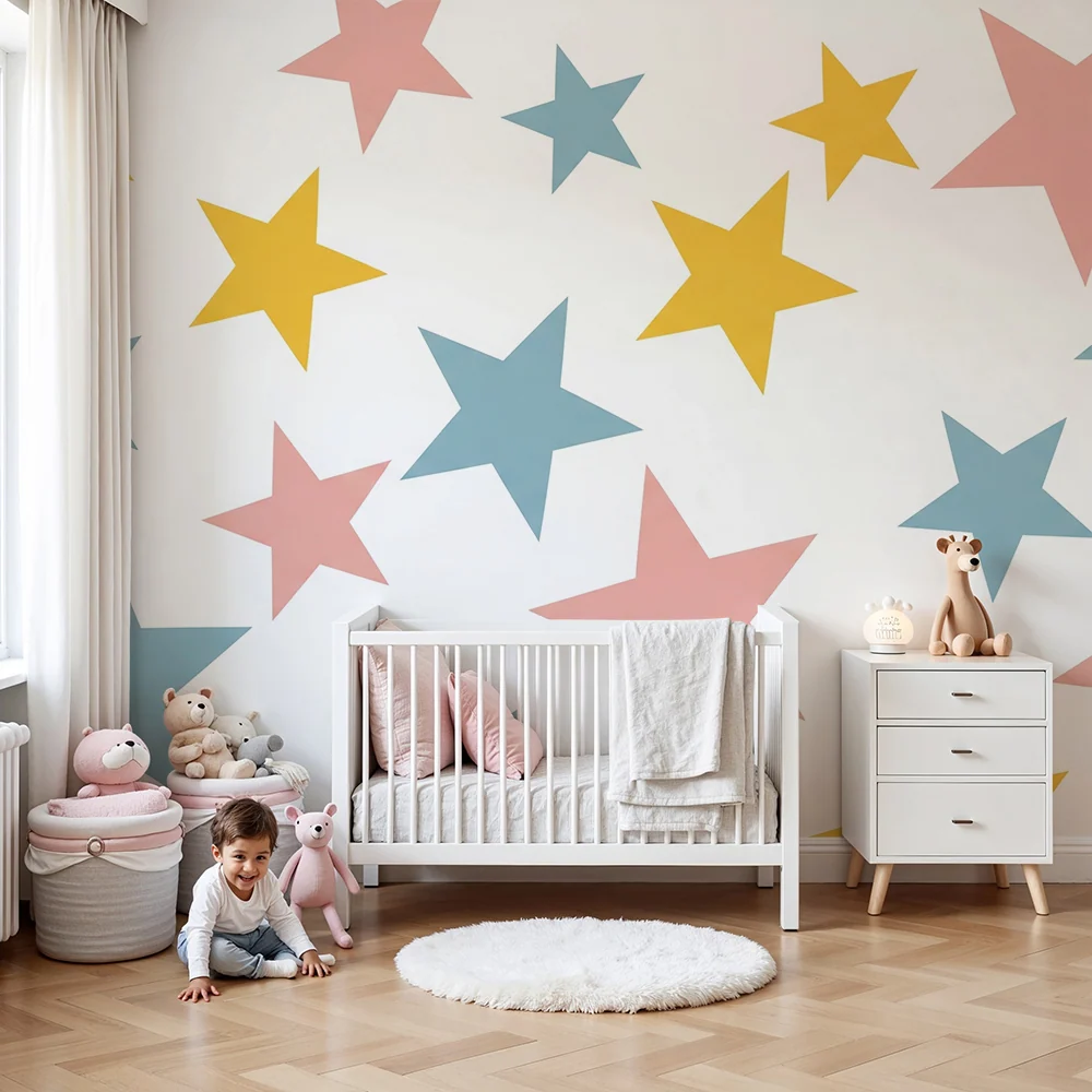 Papier peint chambre bébé | Étoiles colorées sur fond blanc