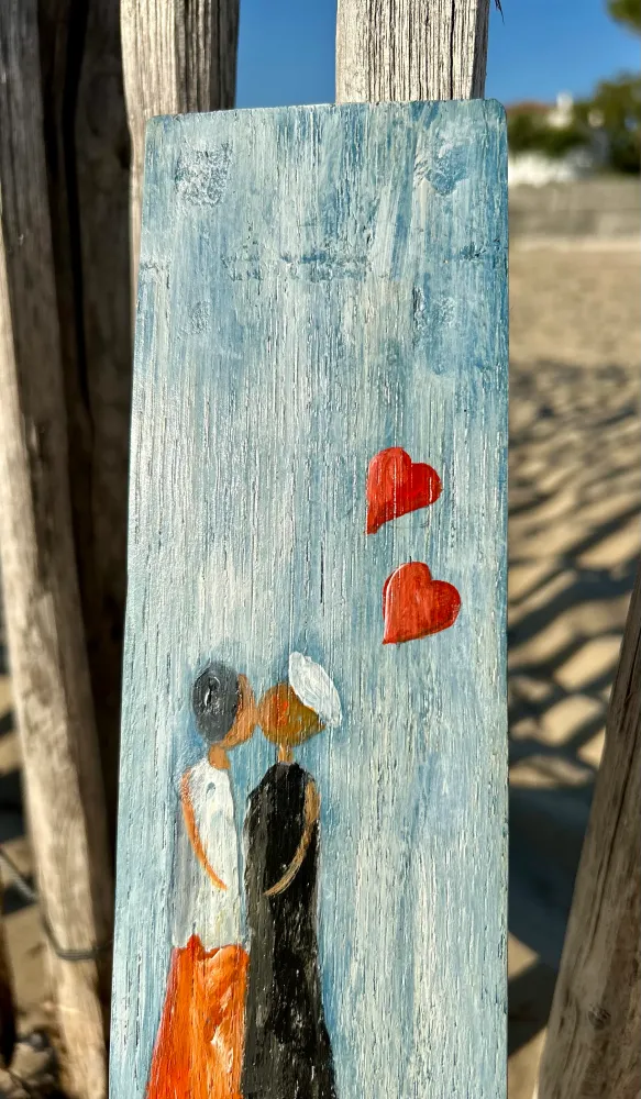 Peinture sur 1/2 douelle - "Les Amoureux du Bord de Mer"