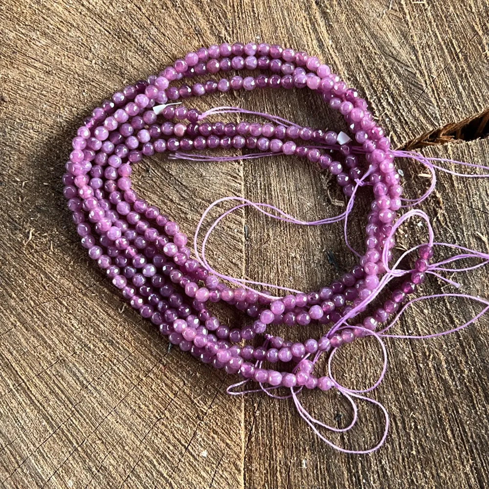 Perles Sirag pierres semi-précieuses sphères facettées AGAT VIOLET