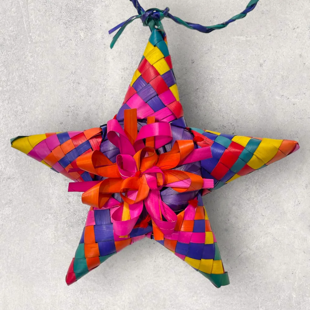 Petite décoration de Noël en forme de palmier étoilé