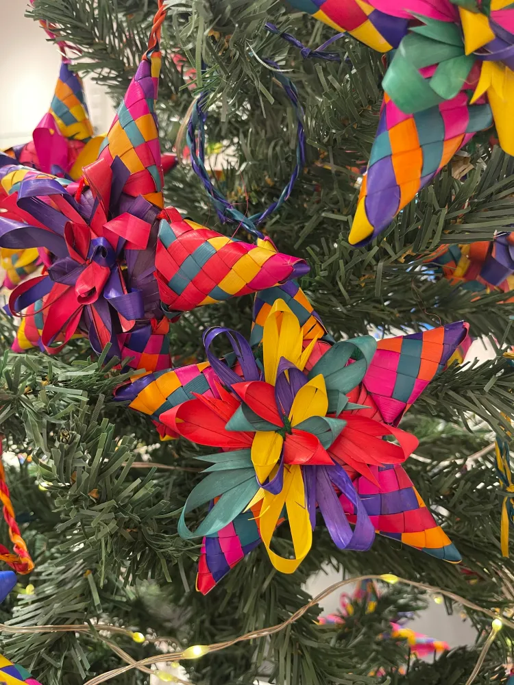 Petite décoration de Noël en forme de palmier étoilé