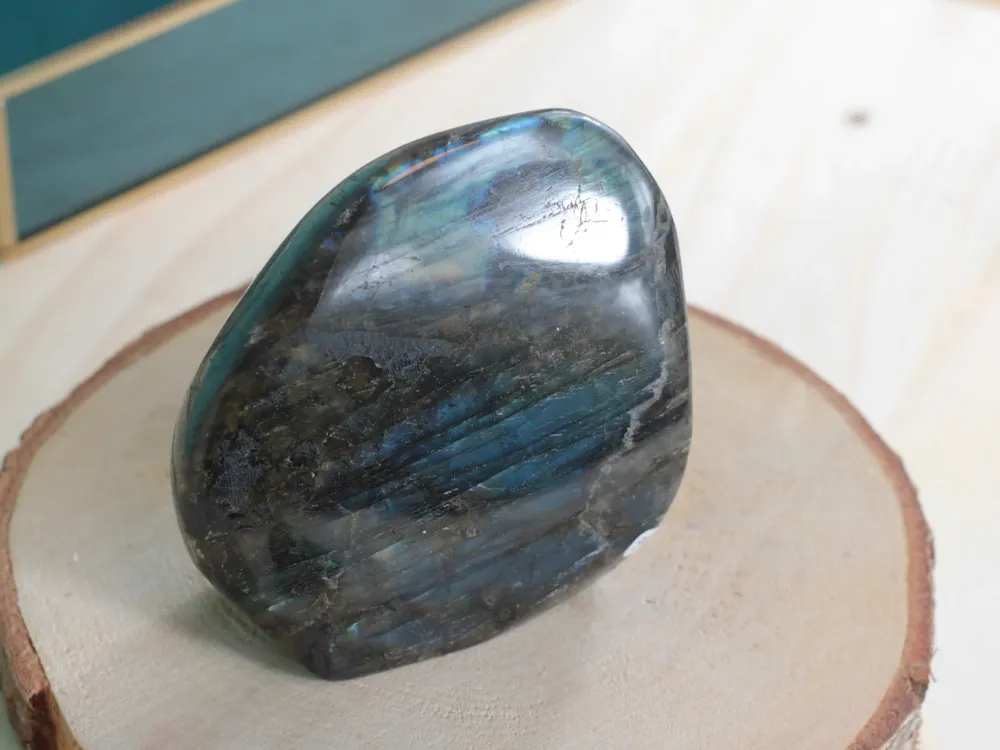 Pièce unique labradorite – Protection, intuition & ancrage