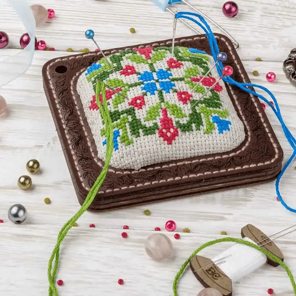 Pin Cushion Needlecraft Kit - Épingle de stockage d'aiguille