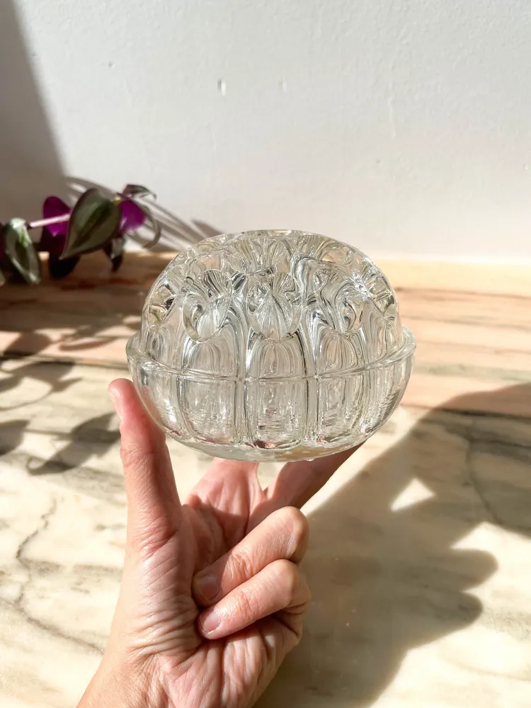 Pique fleur en verre vintage N4 1/2 Made France